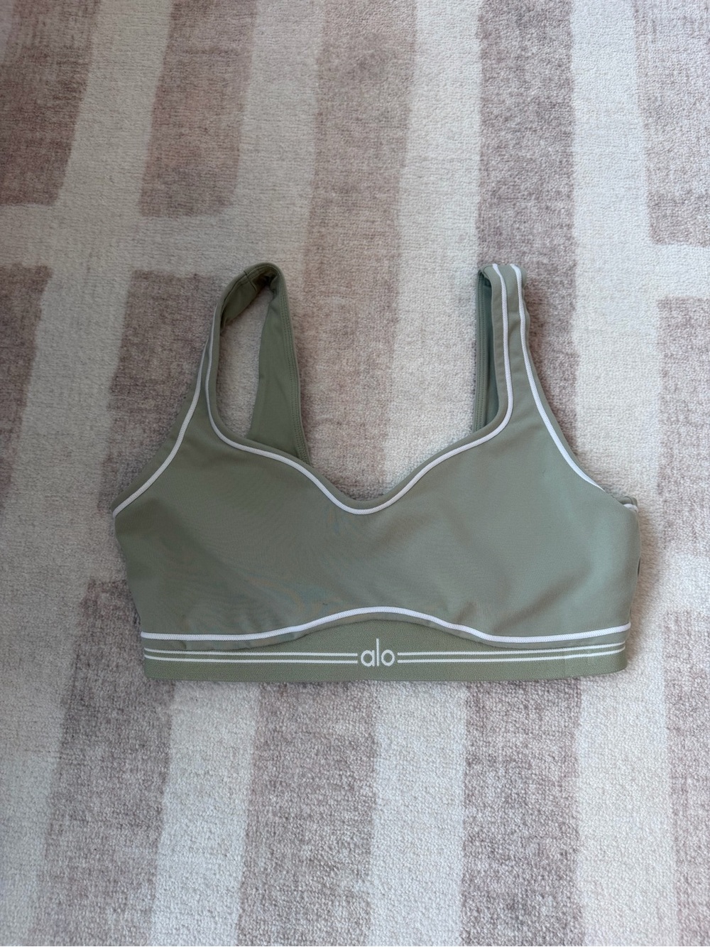 ALO Yoga Olive Sage Sports Bralette with White Piping